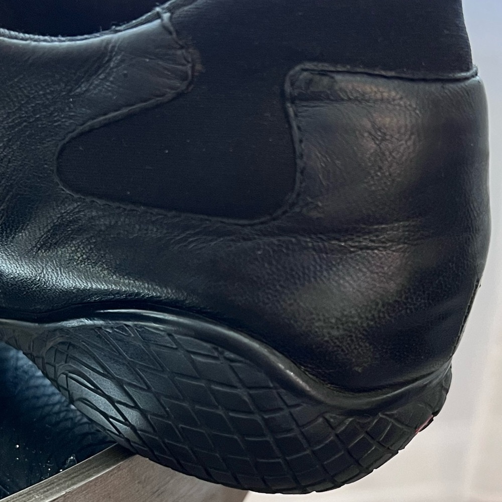 Women’s vintage Prada, Italian leather loafers with drawstring….. - Picture 8 of 12